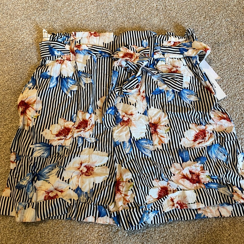 Floral and stripe flowy shorts
